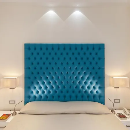 Palazzo Montefusco 4*