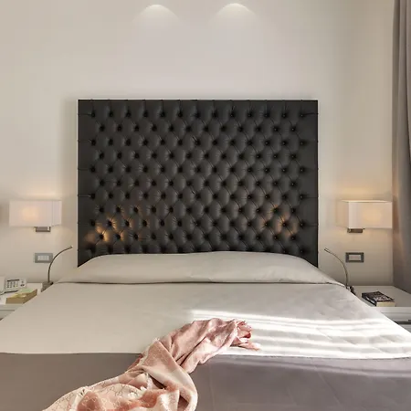 Palazzo Montefusco Guest house 4*