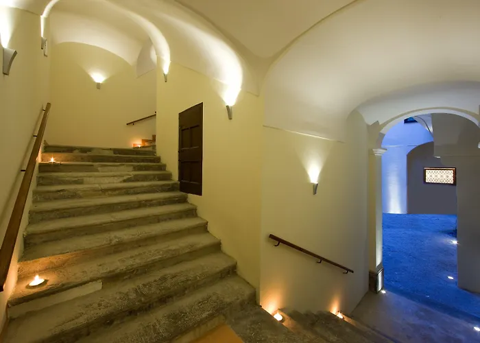 Palazzo Montefusco Guest house 4*